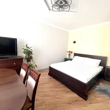 Osapart Romantic Apartment In The Complex Great Britain Lviv Exterior photo