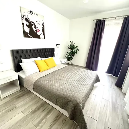 Osapart Romantic Apartment In The Complex Great Britain Lviv Exterior photo