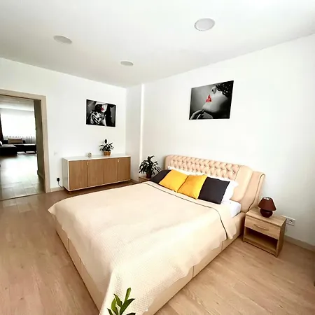 Osapart Romantic Apartment In The Complex Great Britain Lviv Exterior photo