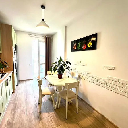 Osapart Romantic Apartment In The Complex Great Britain Lviv Exterior photo