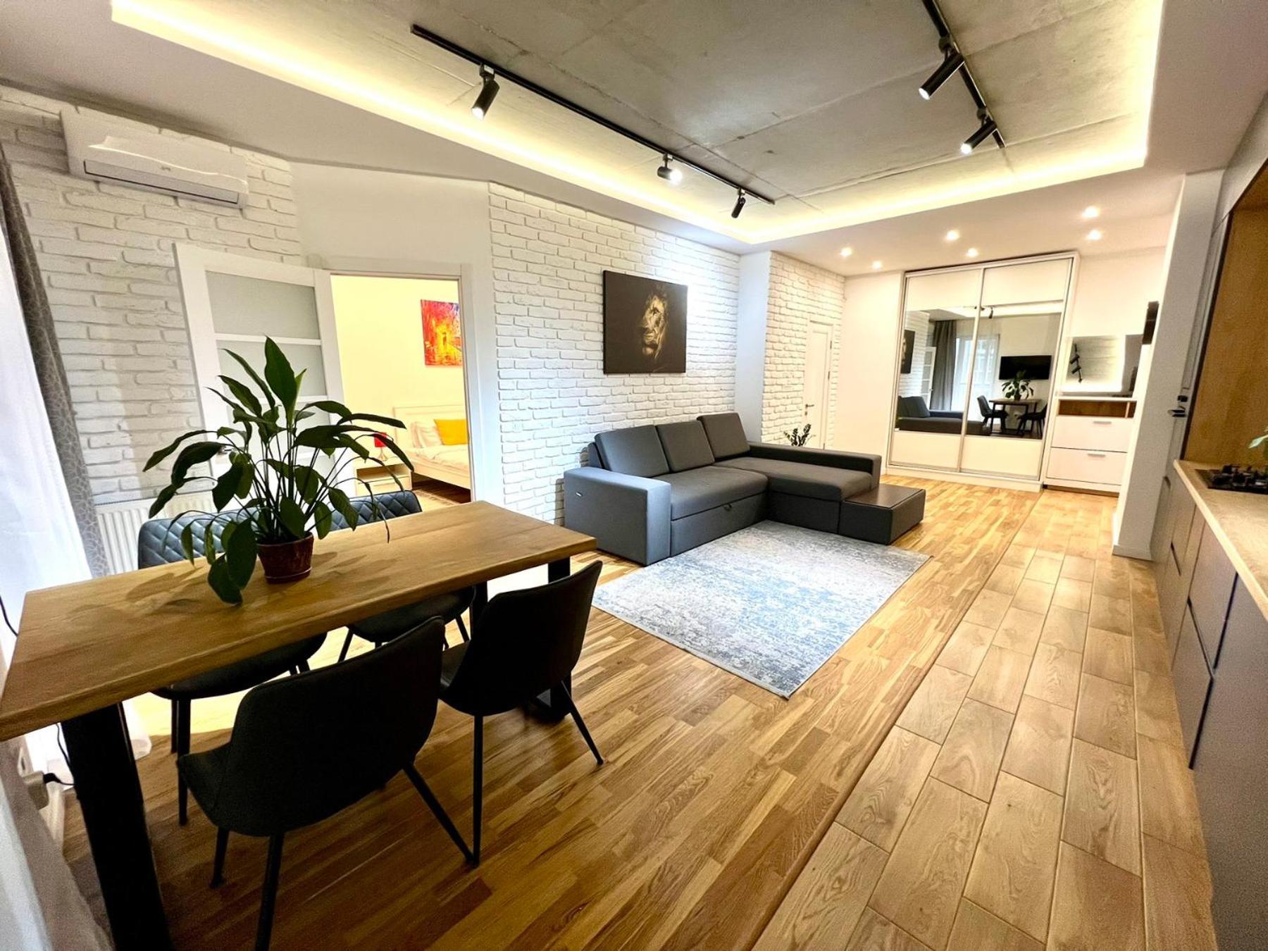 Apartment Osapart Romantic In The Complex Great Britain