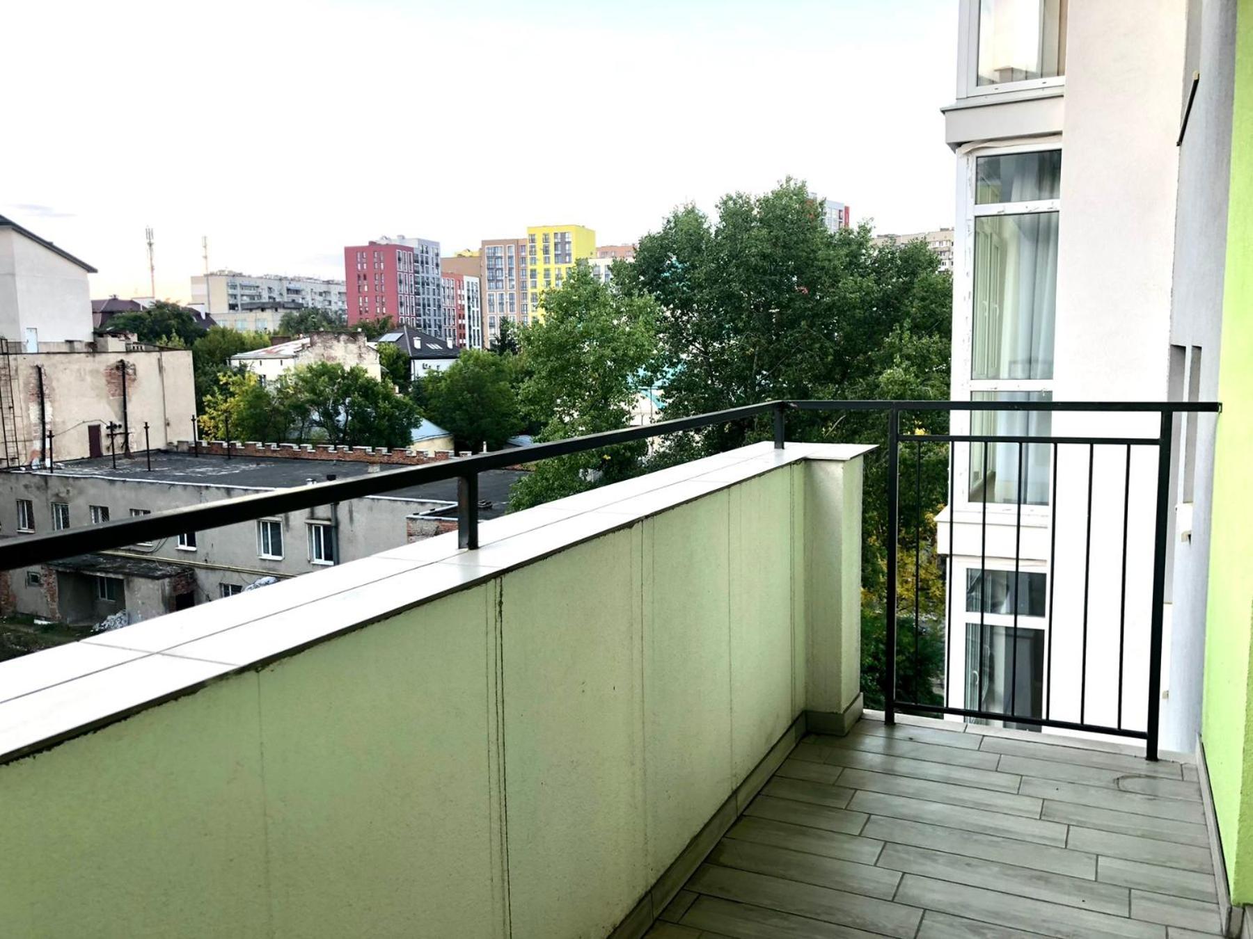 Osapart Romantic In The Complex Great Britain * Lviv